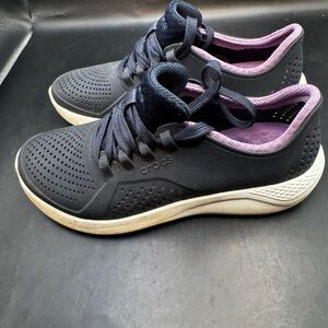 Crocs LiteRide Shoes Women's Size 8 Black with Lilac Low Top Sneakers 205234